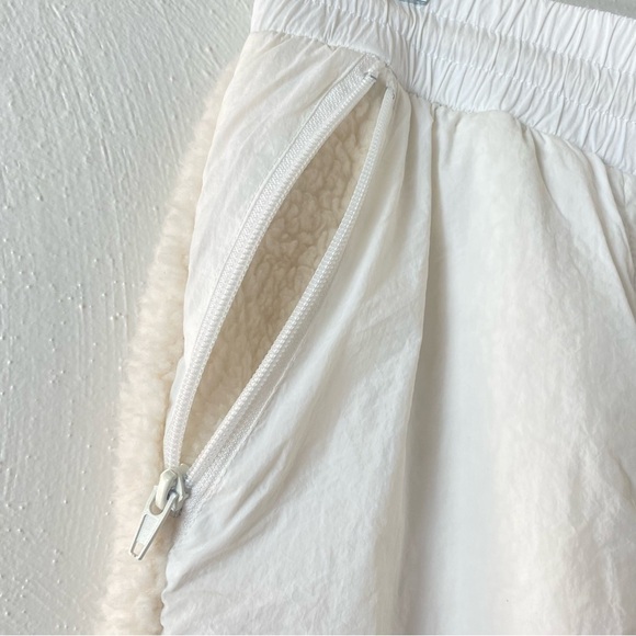 Cali 1850 Los Angeles Ivory Faux Fur Soft Winter Furry Sweatpants Sz L - Picture 5 of 12